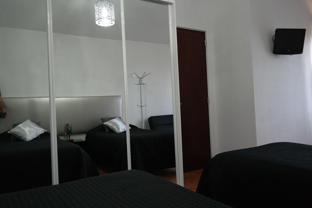 Apartamento Clube Nautico Apartment Виламура Стая снимка