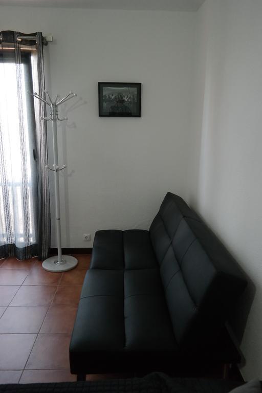 Apartamento Clube Nautico Apartment Виламура Стая снимка